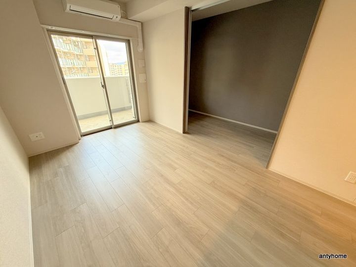 リビオメゾン新大阪の居間