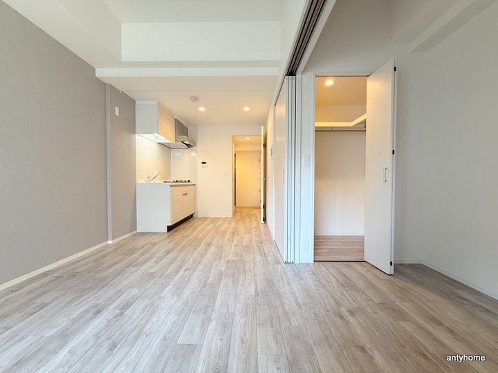 コンフォリア・リヴ南森町Ⅱの居間