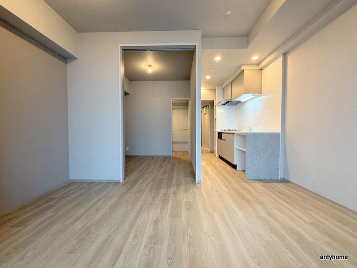 アーバネックス天満橋Frontの居間