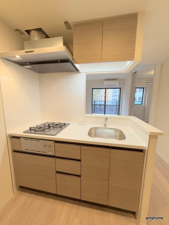 コンフォリア新大阪宮原Qのキッチン
