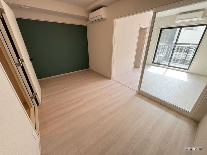 大阪府大阪市浪速区浪速東2丁目(マンション)の賃貸物件の居間