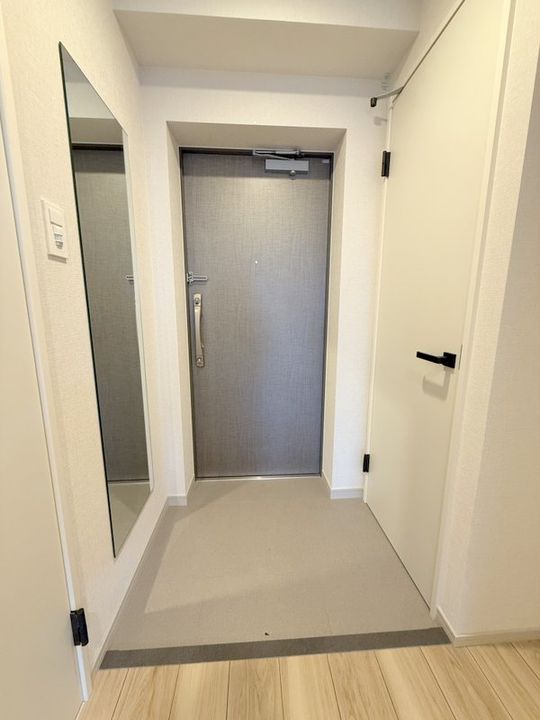 大阪府大阪市浪速区浪速東2丁目(マンション)の賃貸物件の玄関