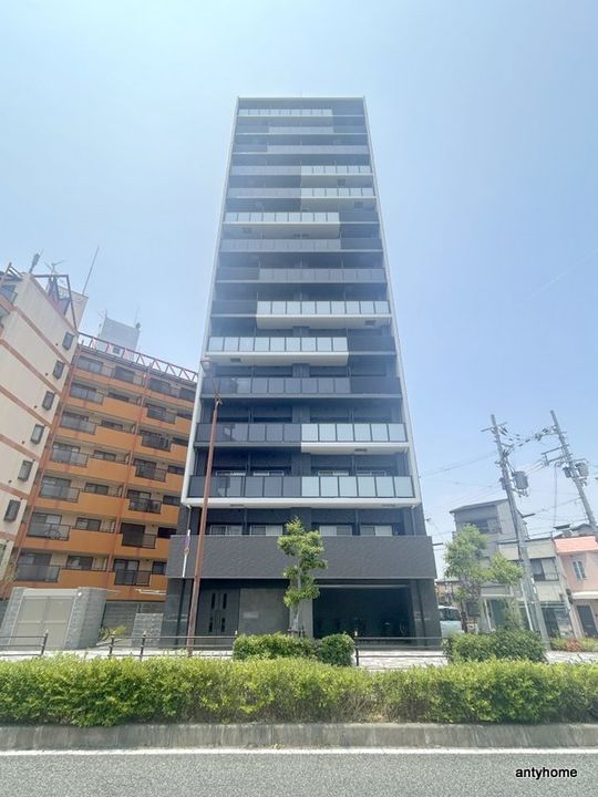 プレサンス西淡路レジェーロの外観