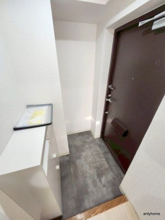 エルデ大手前の玄関