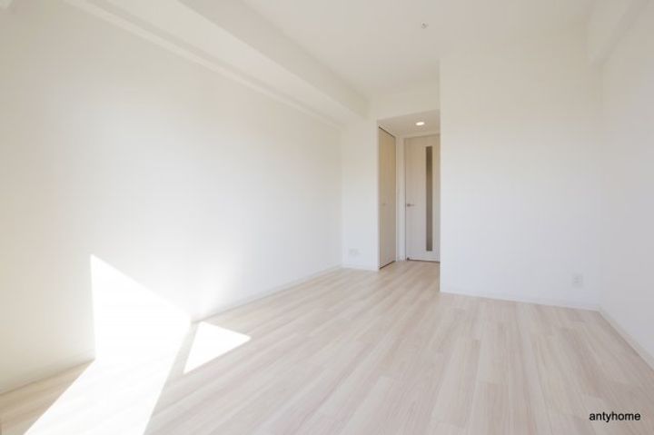 大阪府大阪市北区大淀中5丁目(マンション)の賃貸物件の居間