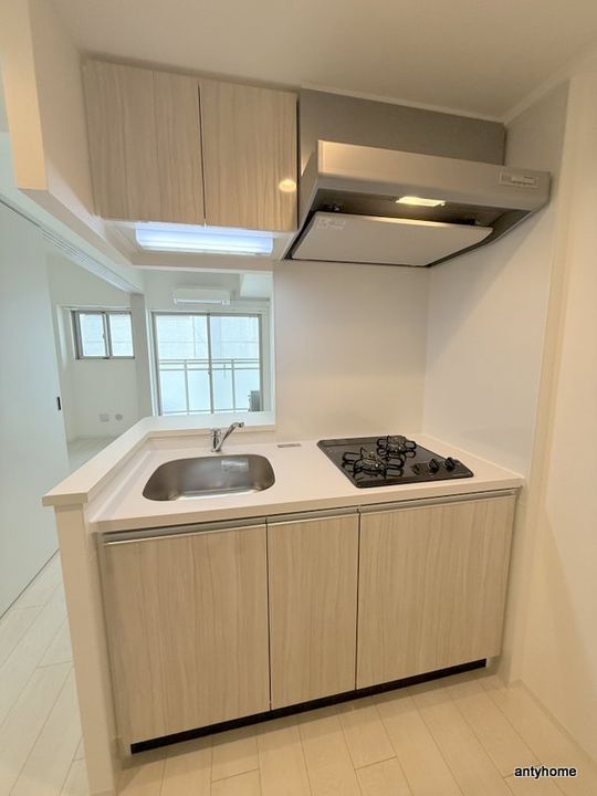 MAXIV CROS 江坂のキッチン