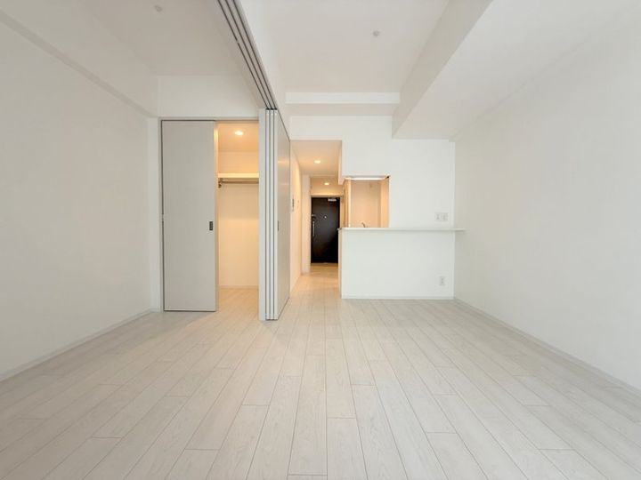 MAXIV CROS 江坂の居間