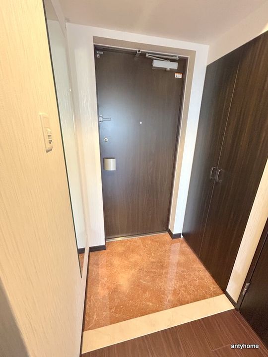 プレジオ永和EUROの玄関