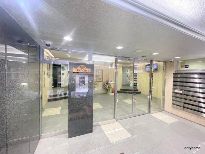 テン・フォーティのその他画像