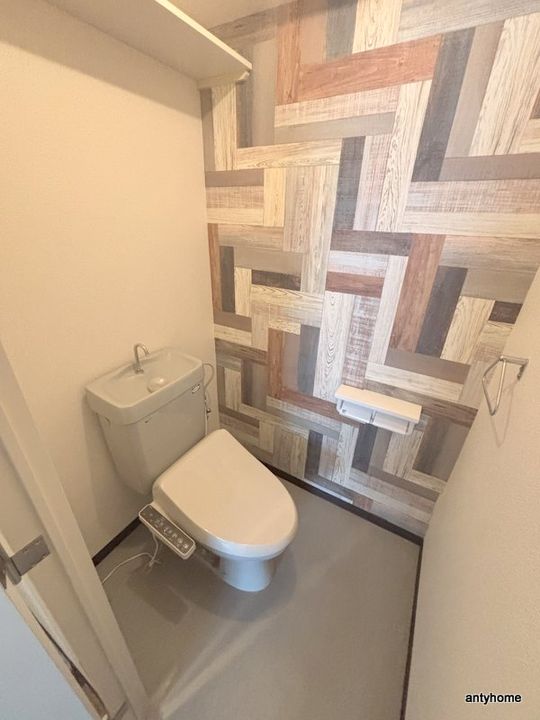 テン・フォーティのその他画像