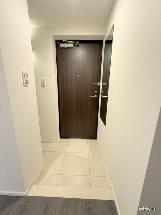 大阪府大阪市中央区北新町(マンション)の賃貸物件の玄関