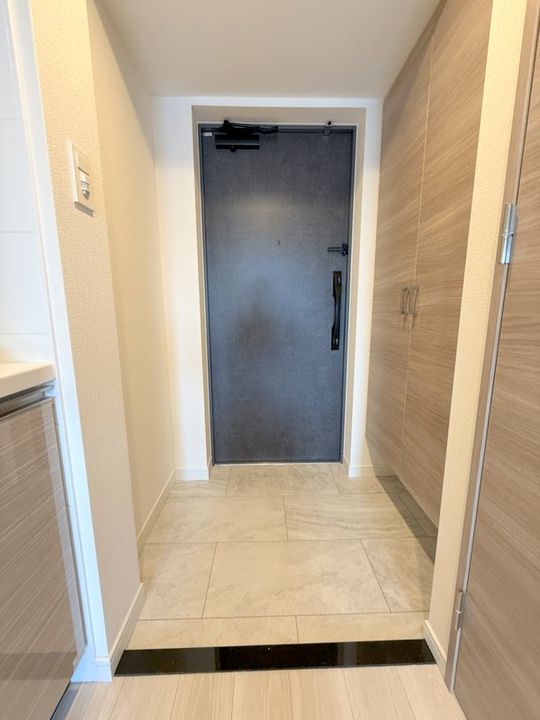 S-RESIDENCE小阪azureの玄関