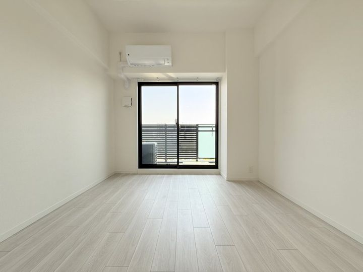 S-RESIDENCE小阪azureの居間