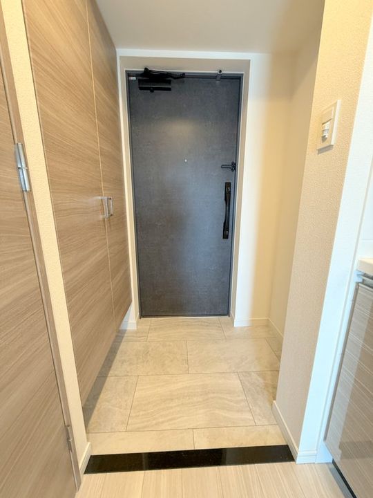 大阪府東大阪市小阪1丁目(マンション)の賃貸物件の玄関