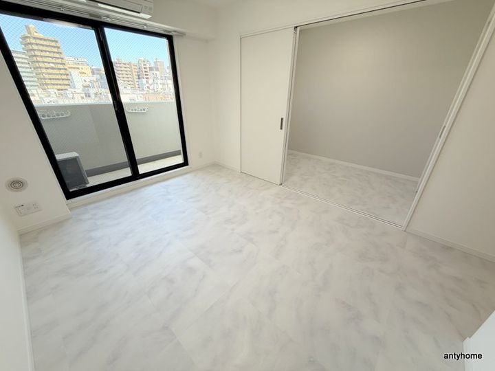 エスグランデ中崎町の居間