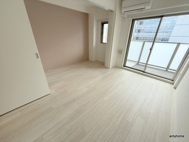 大阪府大阪市淀川区西宮原1丁目(マンション)の賃貸物件の居間