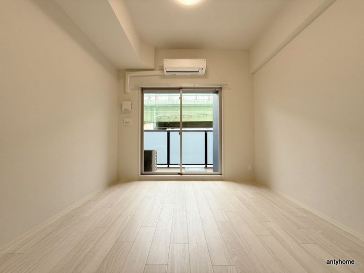 プレサンス緑橋ソレアスの居間