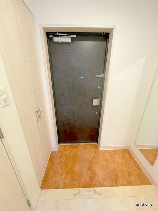 ディームス福島の玄関