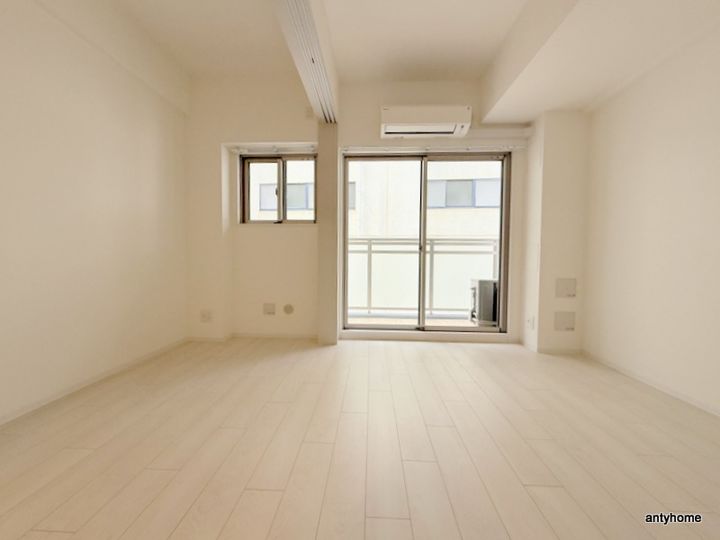 大阪府吹田市芳野町(マンション)の賃貸物件の居間