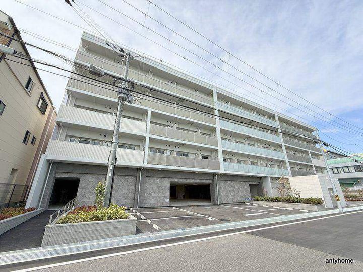 大阪府吹田市芳野町(マンション)の賃貸物件の外観