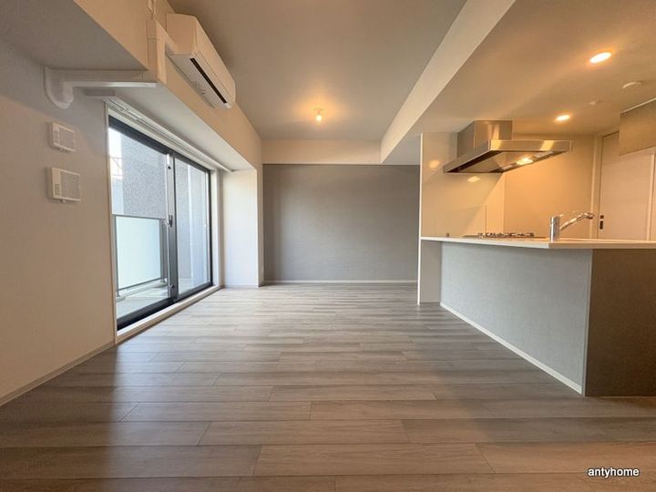 アーバネックス天満橋Frontの居間