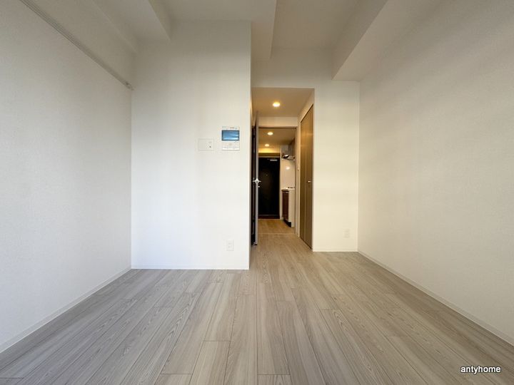 大阪府大阪市中央区谷町1丁目(マンション)の賃貸物件の居間