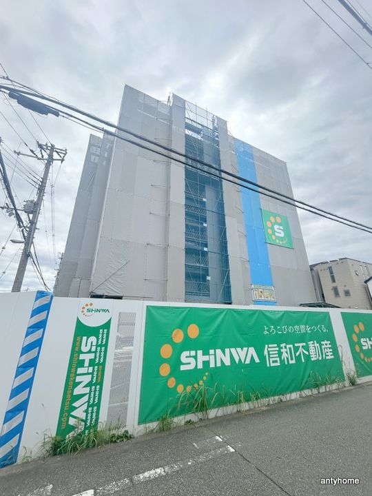 スプランディッドⅨの外観