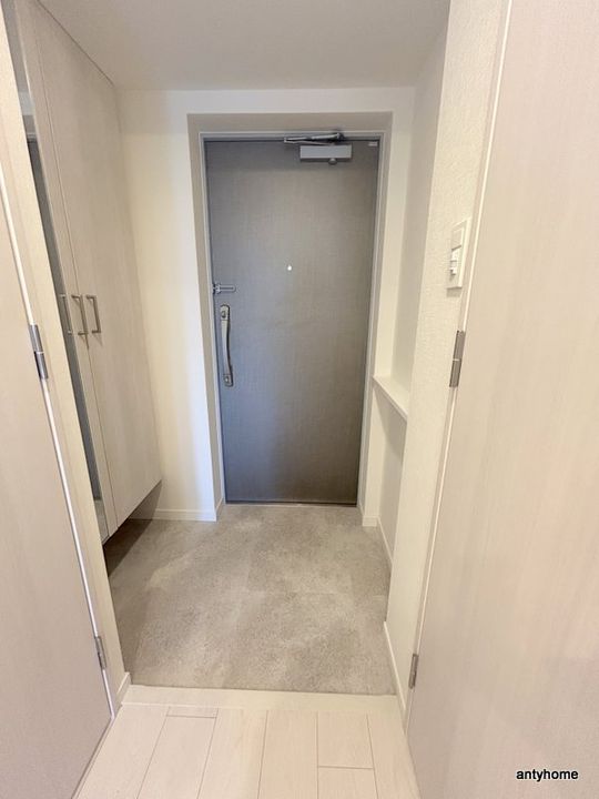 スプランディッドⅨの玄関