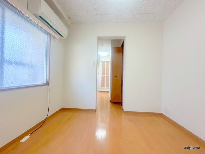 山本ビルの内装