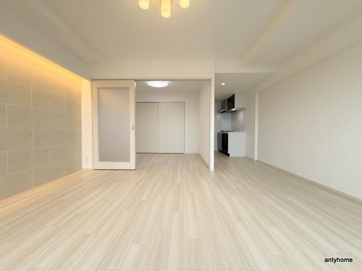 大阪府東大阪市高井田元町2丁目(マンション)の賃貸物件の居間