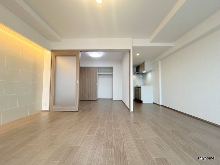 大阪府東大阪市高井田元町2丁目(マンション)の賃貸物件の居間