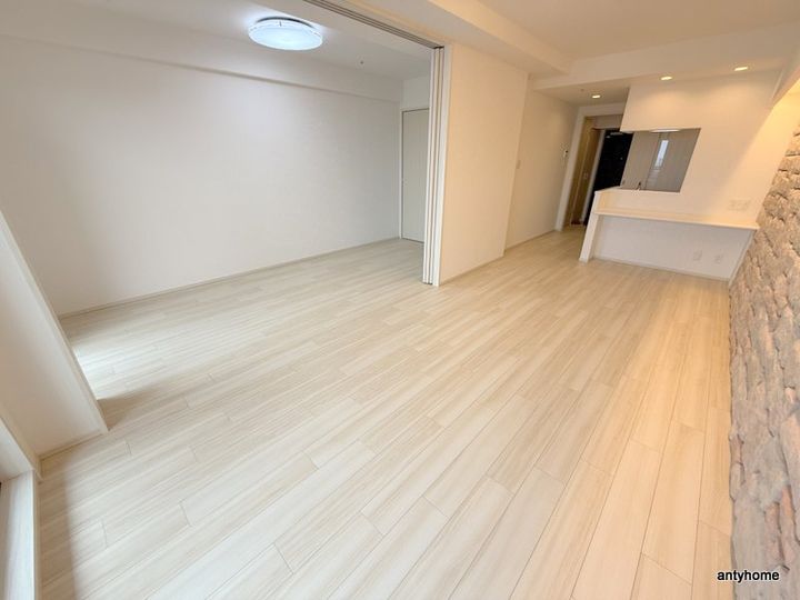 大阪府東大阪市高井田元町2丁目(マンション)の賃貸物件の居間