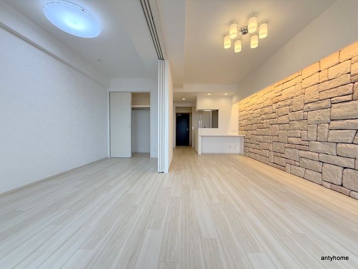 大阪府東大阪市高井田元町2丁目(マンション)の賃貸物件の居間