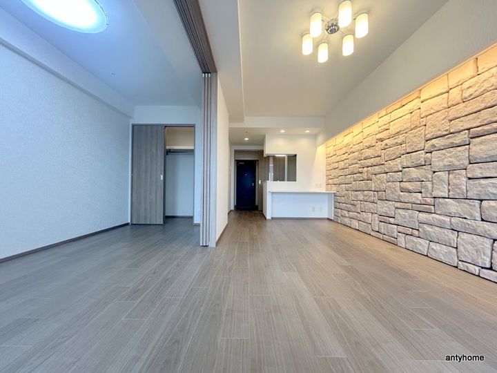 大阪府東大阪市高井田元町2丁目(マンション)の賃貸物件の居間