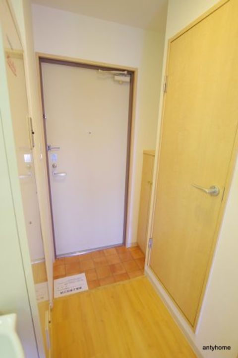 大阪府大阪市淀川区十三元今里1丁目(マンション)の賃貸物件の玄関