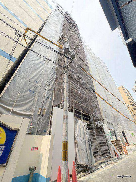 スプランディッド上本町WESTの外観