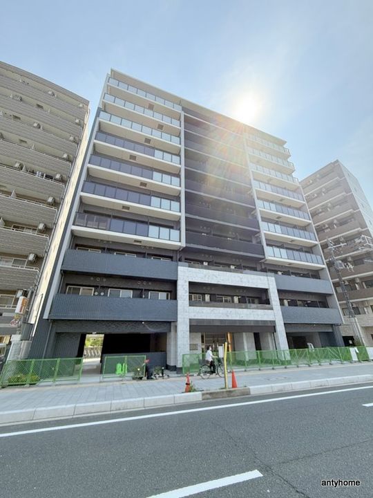 プレサンスOSAKA姫里ヴィオンの外観