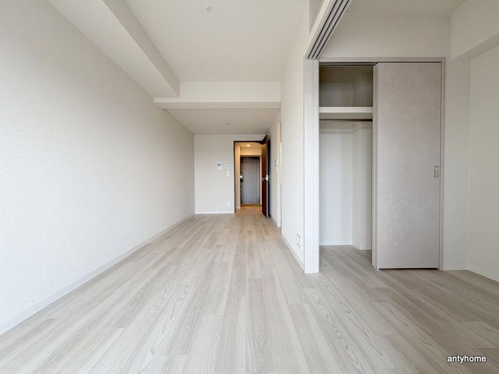 大阪府大阪市西区本田2丁目(マンション)の賃貸物件の居間