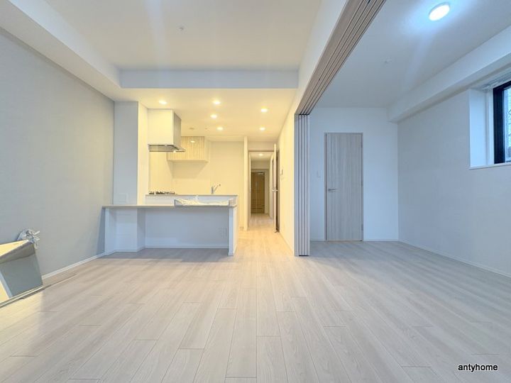 スプランディッド梅田グランノースの居間