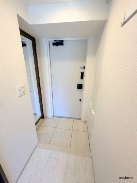 エステムコート北堀江Ⅱの玄関