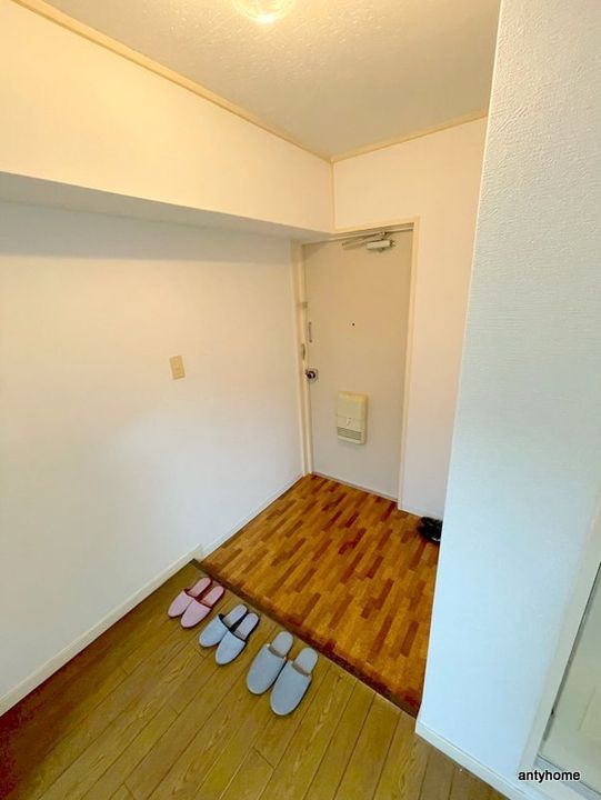 サンビラ大手前の玄関