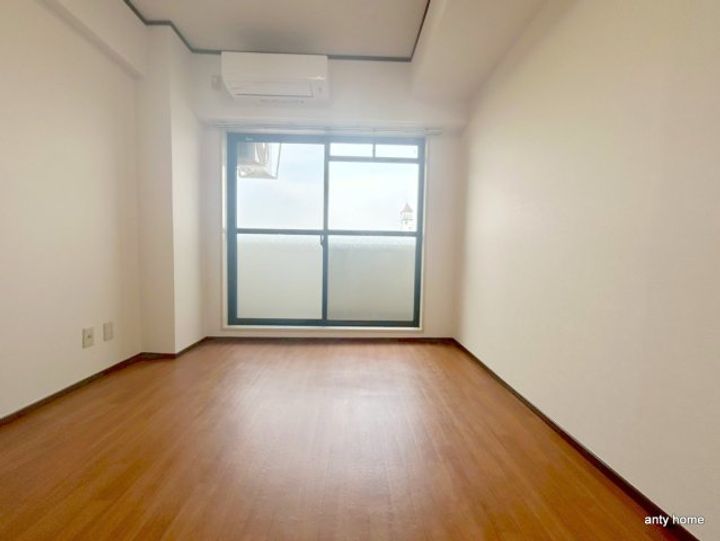 ノルデンハイム瑞光の居間