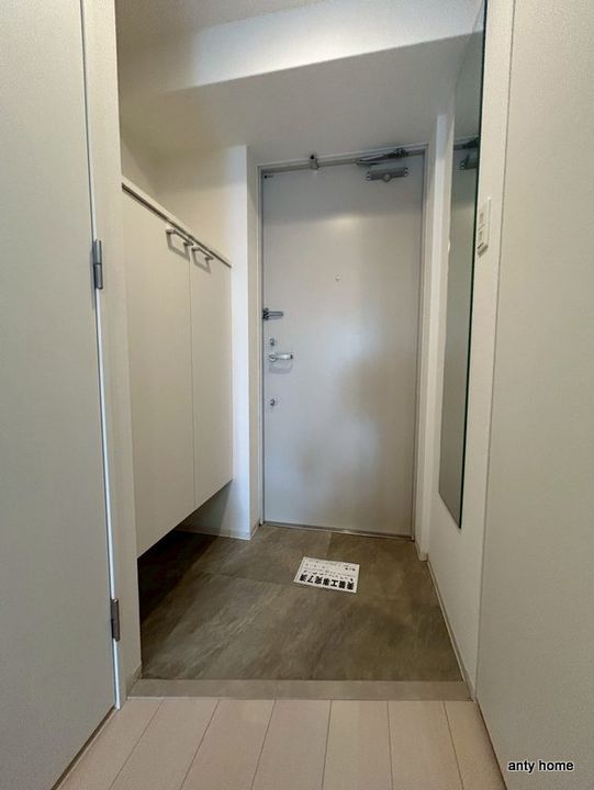 大阪府大阪市中央区南船場2丁目(マンション)の賃貸物件の玄関