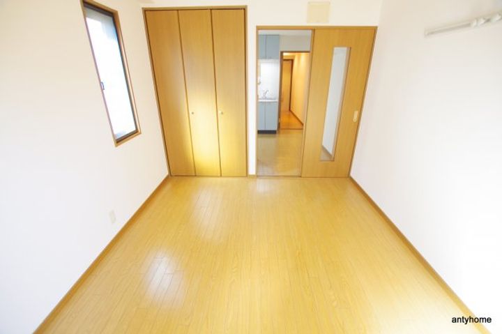 大阪府大阪市北区大淀中2丁目(マンション)の賃貸物件の寝室