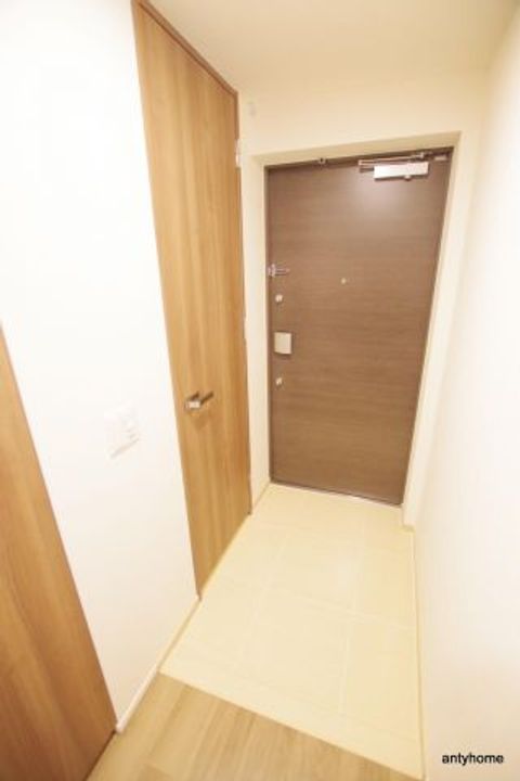 大阪府大阪市北区天満橋1丁目(マンション)の賃貸物件の玄関