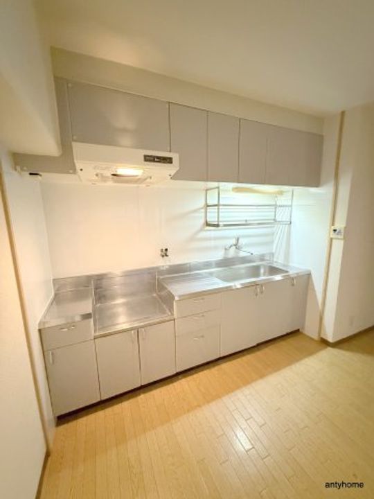 大阪府大阪市浪速区敷津東3丁目(マンション)の賃貸物件のキッチン