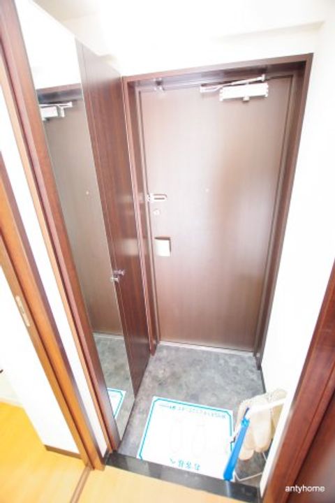 プレジオ福島の玄関