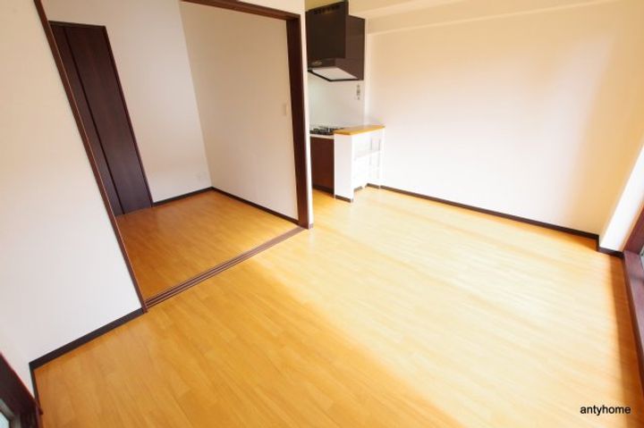 プレジオ福島の居間