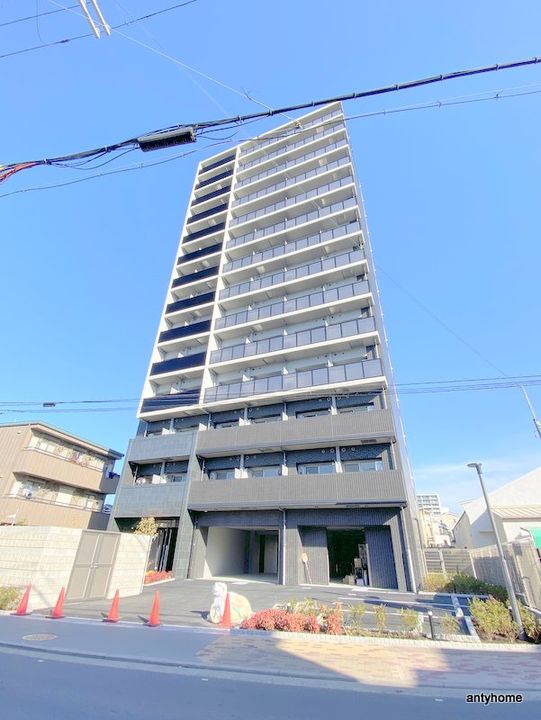 プレサンス東三国エンブレイスの外観