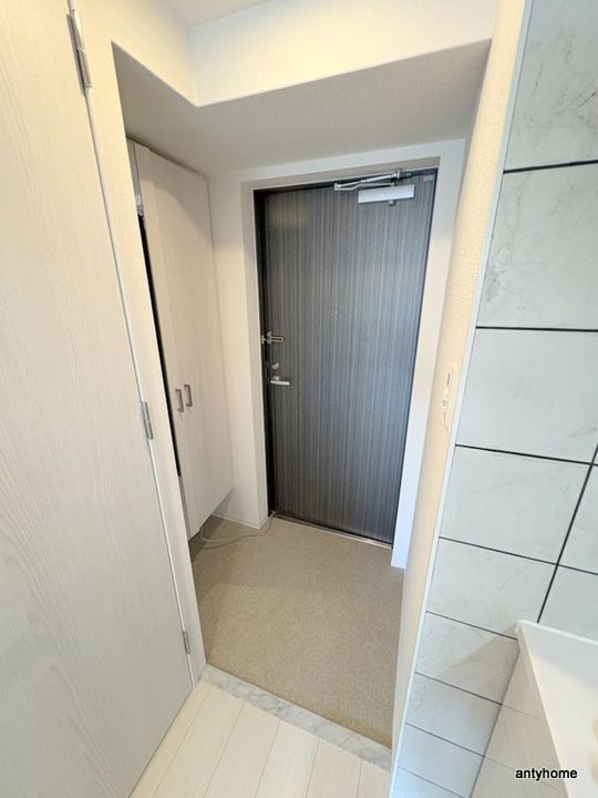 エスリード弁天町NORTH RESIDENCEの玄関